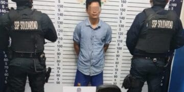 Detienen a hombre que portaba una escopeta y narcóticos en Solidaridad