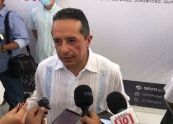 Todavía no hay invitación formal del presidente, aclara Carlos Joaquín