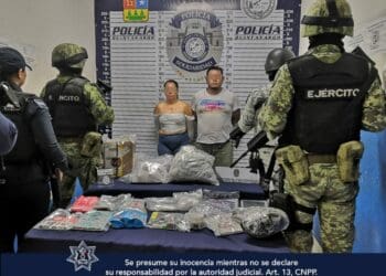 Tras una llamada al 911, detienen a dos personas por venta de drogas en Playa del Carmen