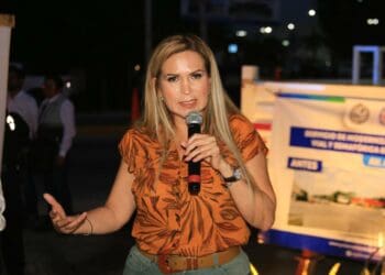 Refuerza gobierno de Solidaridad alumbrado en cruceros