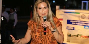 Refuerza gobierno de Solidaridad alumbrado en cruceros