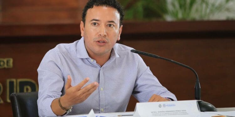 Exhorta gobierno municipal a regularizar comercios en Villas del Sol