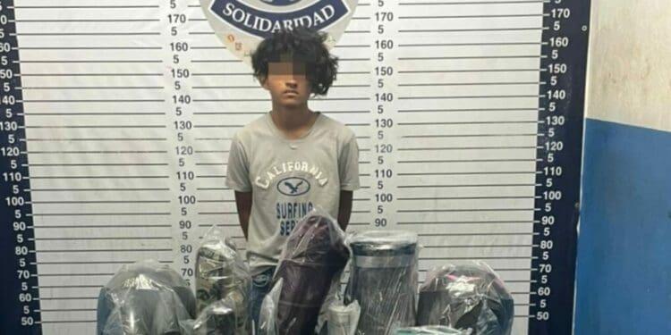 Un sujeto menor de edad fue capturado con artículos robados de una vivienda Colonia Ejido