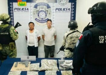 NARCOTAXISTA: Detienen a chafirete y a otros dos sujetos en operativo en Playa del Carmen