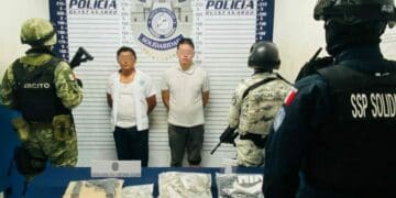 NARCOTAXISTA: Detienen a chafirete y a otros dos sujetos en operativo en Playa del Carmen