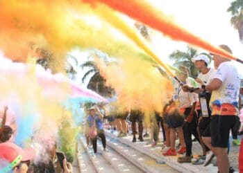 Exitosa carrera ‘Píntate de colores por la juventud’