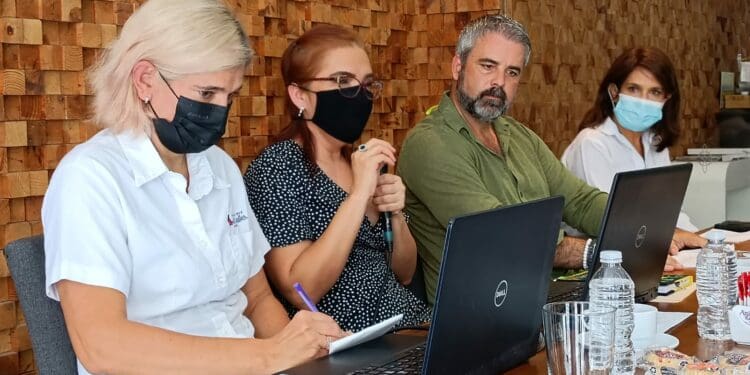 Coparmex y La Salle urgen frenar economía informal para mejorar la recaudación en el estado