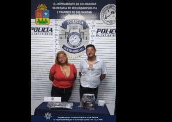 Detienen a pareja de ladrones de centro comercial en Playa del Carmen