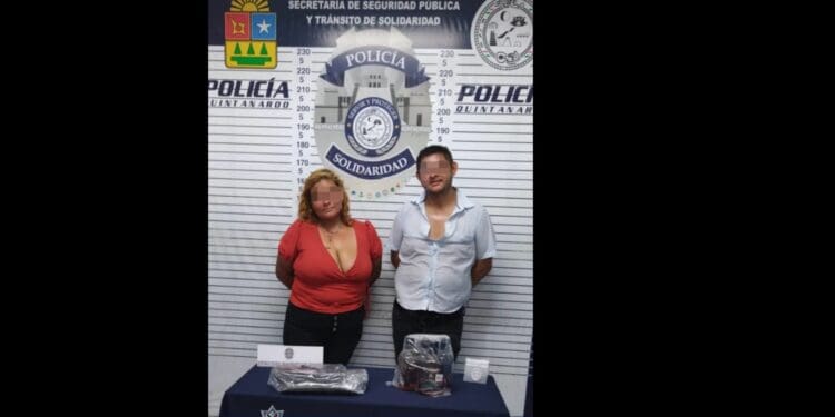 Detienen a pareja de ladrones de centro comercial en Playa del Carmen