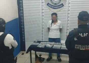 Detienen a una mesera que guardaba droga en el baño de un restaurante de Playa del Carmen