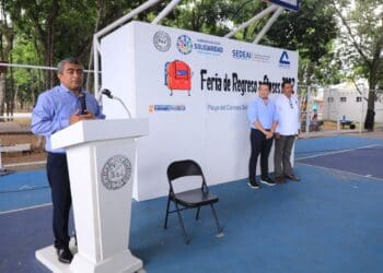 Gobierno municipal apoya la economía familiar para el regreso a clases