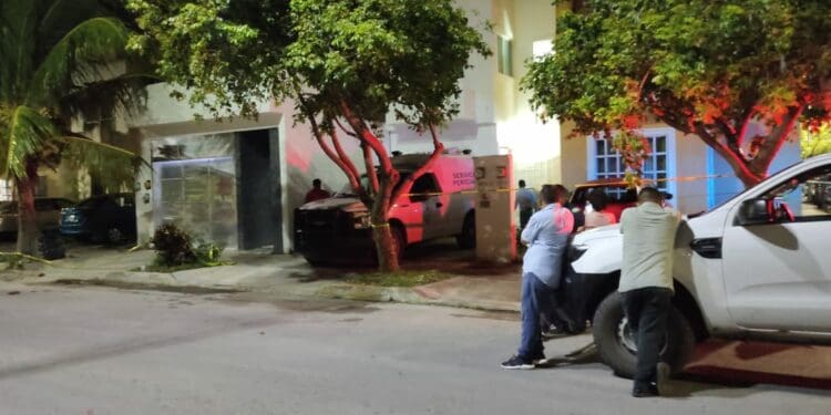 Hallan a joven ahorcado al interior de su domicilio en el fraccionamiento Cataluña de Playa del Carmen