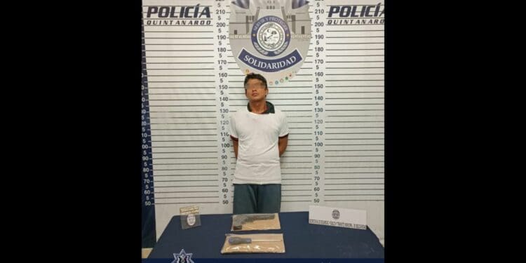 Ladrón encierra a empleada de farmacia en el baño tras robarle; fue detenido