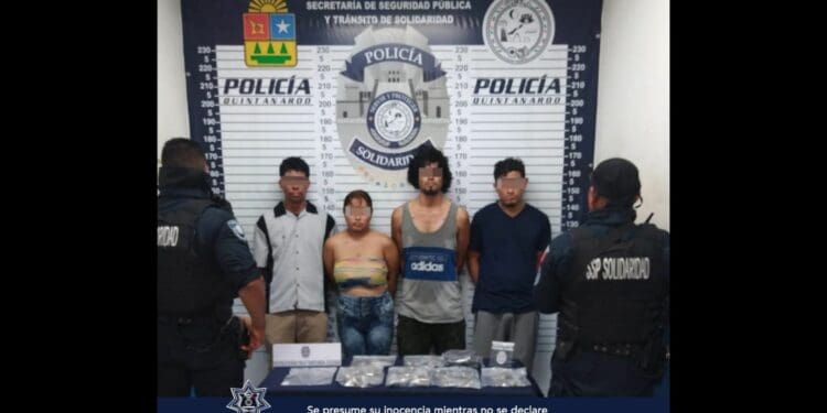 Policías detienen a cuatro por exceso de velocidad y les encuentran droga