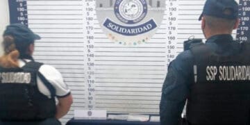 Coctél de sustancias ilícitas encuentra perro policía en la Quinta Avenida de Playa del Carmen