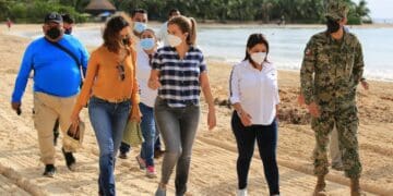 Lili Campos no permitirá cierre de playas públicas