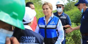 Lili Campos vigila la construcción de 5 nuevos pozos de agua
