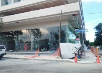 Al 80%, nueva plaza comercial en el centro de Playa del Carmen