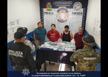 Cuatro detenidos en Paseo Villa Maya por portar más de 300 bolsitas con droga