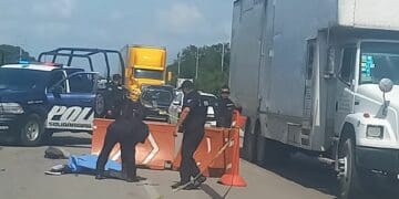 Muere motociclista en accidente en la carretera de Playa del Carmen