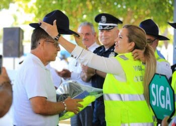 Lili Campos dignifica el trabajo de vigilantes ciudadanos 