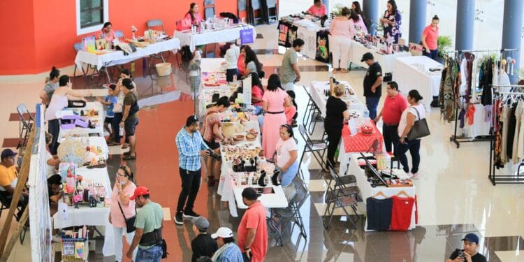 Empodera Lili Campos a mujeres solidarenses