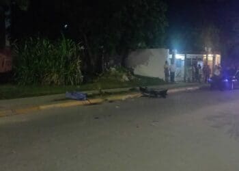 Muere segunda víctima de accidente frente a una calle privada en Playa del Carmen 