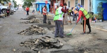 Calles de calidad con más de 13 mil metros bacheados en Solidaridad