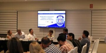 Gobierno municipal socializa acciones con empresarios 