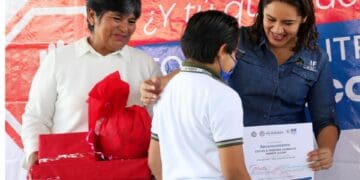 Gobierno de Solidaridad y DIF Municipal previenen el acoso escolar