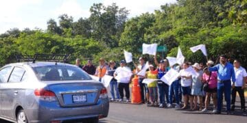 Los solidaridarenses merecen vialidades de calidad: Lili Campos  