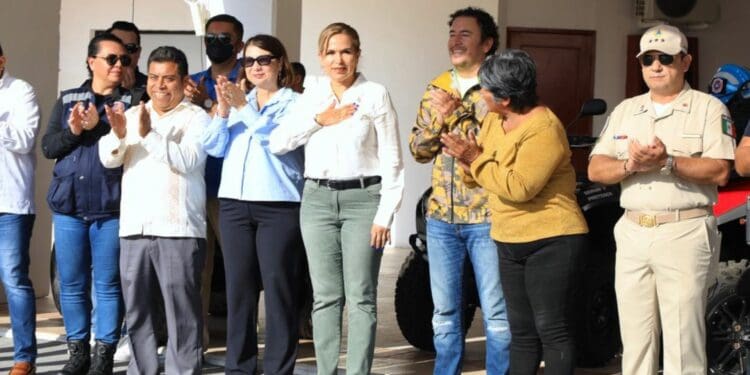 Lili Campos dotará de domos a escuelas de Solidaridad