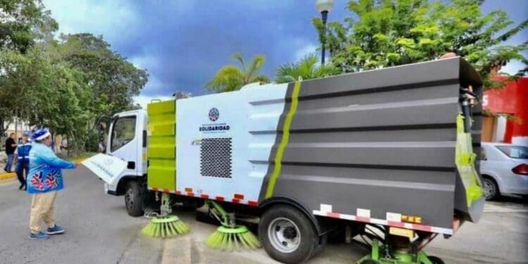 Playa del Carmen se mantendrá limpia durante la temporada vacacional, afirma Servicios Públicos