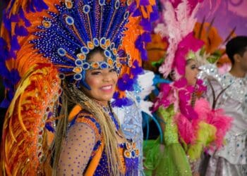Lili Campos revela cartel del Carnaval Playa del Carmen 2023