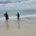Alta afluencia de bañistas en Playa del Carmen pese al frente frío