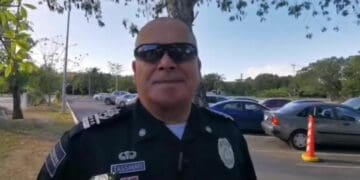 Exhortan a vendedores y artistas a que se retiren de cruceros en Playa del Carmen