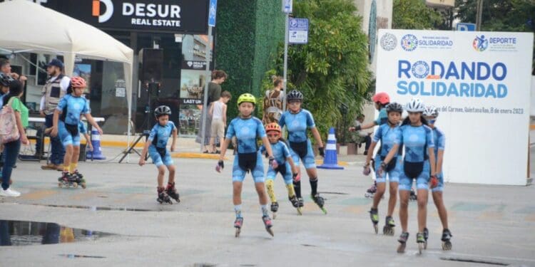 Familias disfrutan del domingo con Rodando por Solidaridad