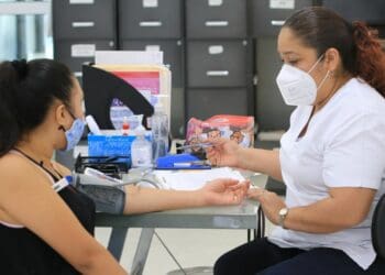 Lili Campos fortalece servicios de salud a solidarenses