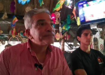 Restaurantes de Playa del Carmen se alistan para la entrada en vigor de la prohibición de fumar