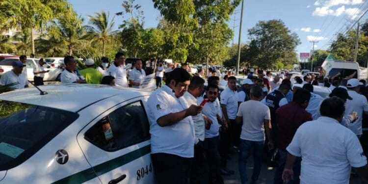 Taxistas de Playa del Carmen aseguran que no llevarán a cabo bloqueos