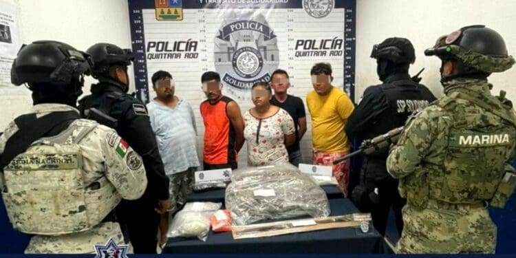 Retiran de las calles de Solidaridad a 10 presuntos narcodistribuidores