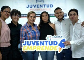 Gobierno municipal brinda educación financiera a jóvenes