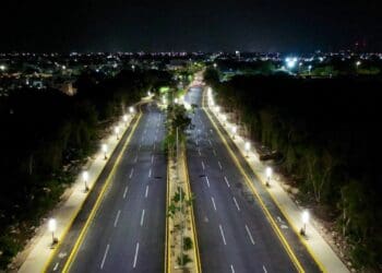 Solidaridad brilla con iluminación renovada