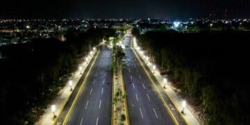 Solidaridad brilla con iluminación renovada