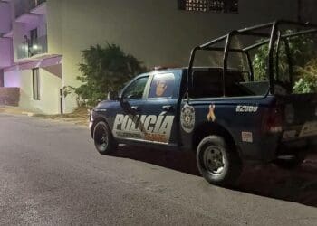 Abandonan a extranjera en la vía pública; al parecer fue violada