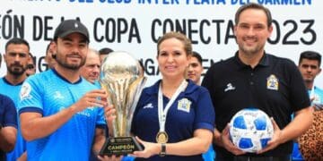 Celebran triunfo del Inter Playa en la Liga Premier