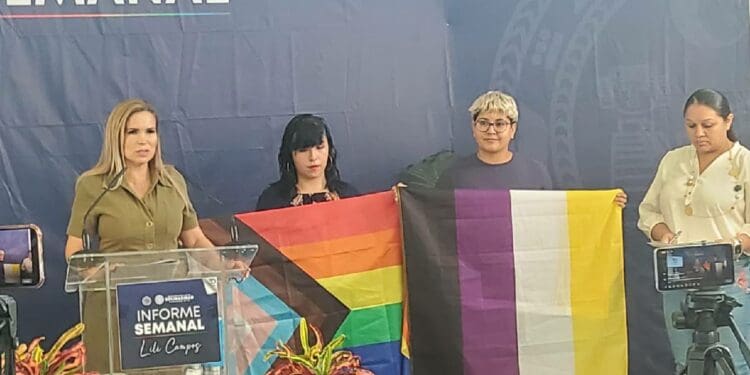 Entregan primer acta de nacimiento a una persona no binaria en Quintana Roo