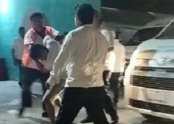 Se buscará evitar más peleas como la de choferes de vanes foráneas y pasajeros en Playa del Carmen