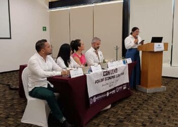 Firman acuerdo para ingresar más mujeres al mercado laboral en Solidaridad