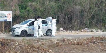 Hallan ejecutado a un presunto taxista cerca del Hotel Nickelodeon, en Playa del Carmen